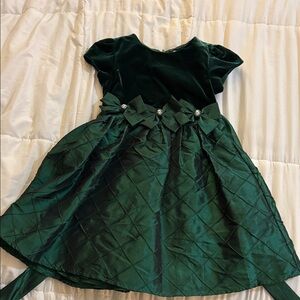 Little Girls Emerald Green Velvet & Satin Holiday Dress with Bows